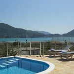 Crystal Agios Christoforos (Lefkada)